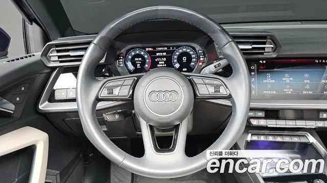 Audi A3 2023 — фото 14