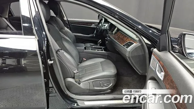 Hyundai Genesis 2016 — фото 10