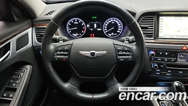 Hyundai Genesis 2016 — фото 12