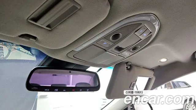 Hyundai Genesis 2016 — фото 18