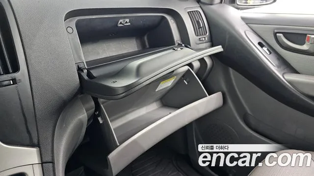 Hyundai Starex 2008 — фото 18