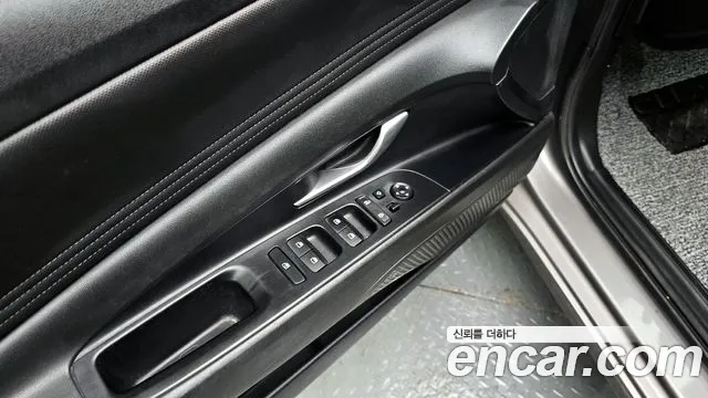 Hyundai AVANTE 2021 — фото 14