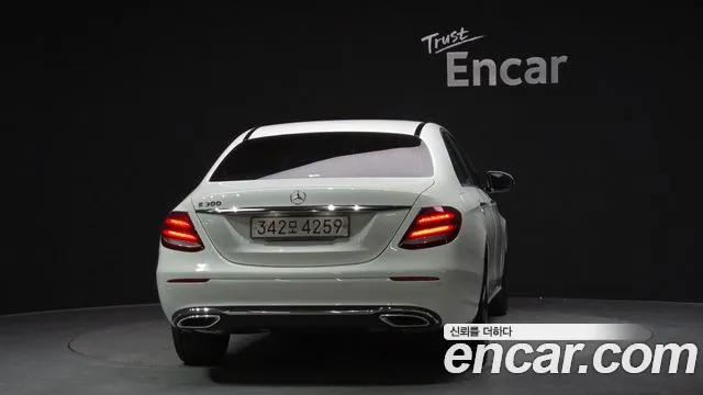 Mercedes-Benz E-Class 2020 — фото 4