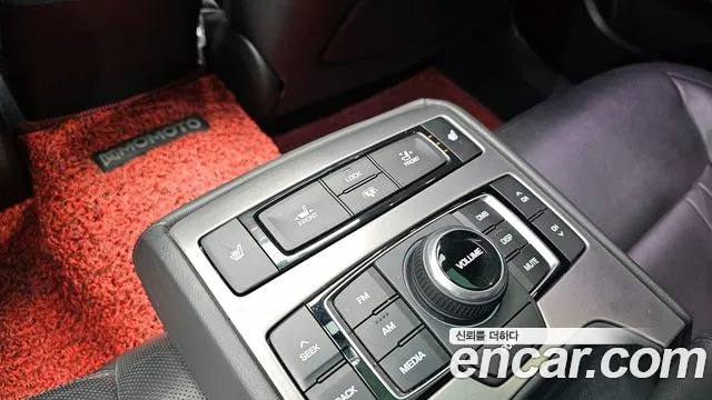 Hyundai Genesis 2016 — фото 19
