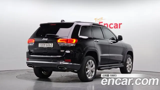 Jeep Cherokee 2019 — фото 2