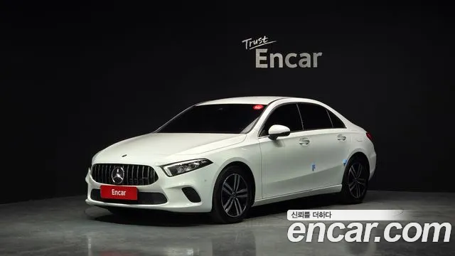 Mercedes-Benz A-Class 2022 — фото 1