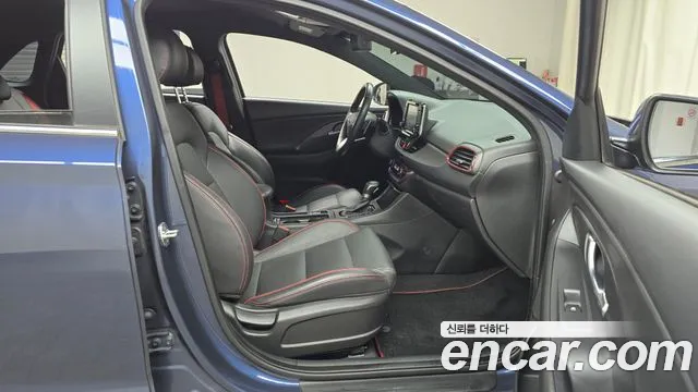 Hyundai i30 2018 — фото 11