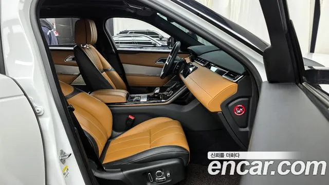 Land Rover Range Rover Velar 2021 — фото 11