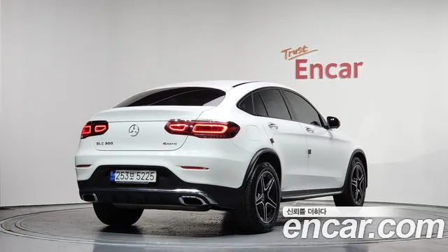 Mercedes-Benz GLC-Class 2023 — фото 2