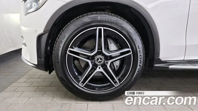 Mercedes-Benz GLC-Class 2023 — фото 5