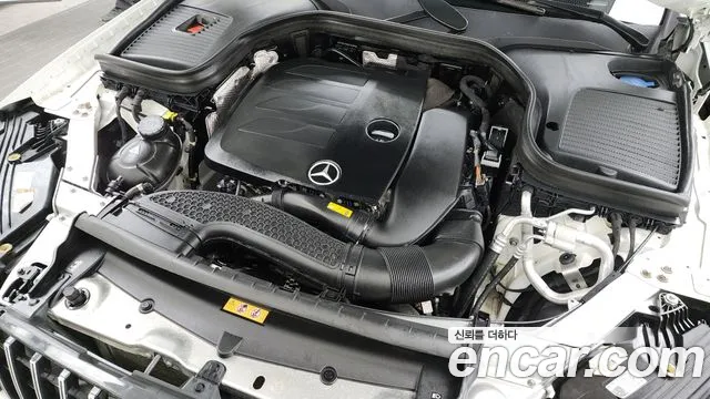 Mercedes-Benz GLC-Class 2023 — фото 6