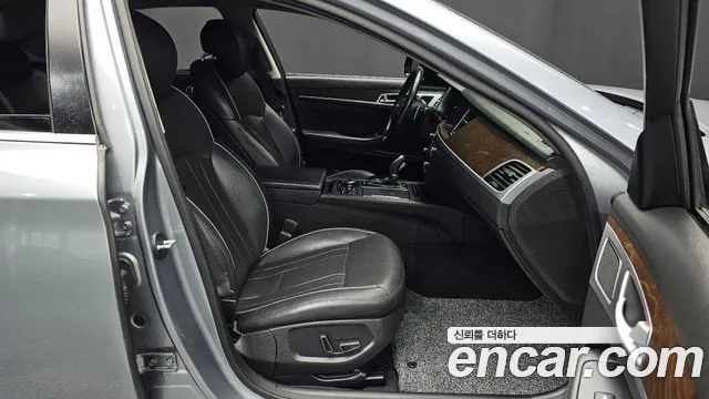 Hyundai Genesis 2014 — фото 11