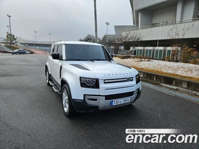 Land Rover Defender 2020 — фото 13