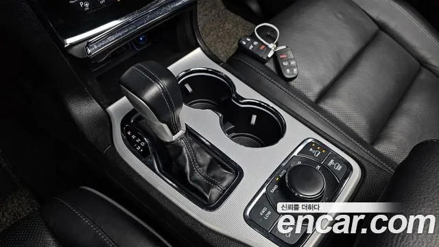 Jeep Cherokee 2021 — фото 9