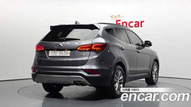 Hyundai Santafe 2016 — фото 2