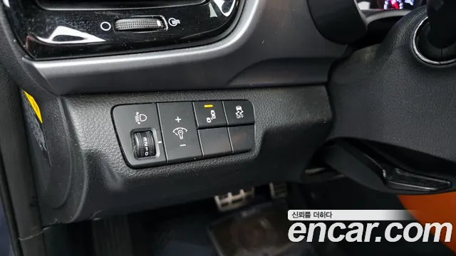 Kia Stonic 2019 — фото 15
