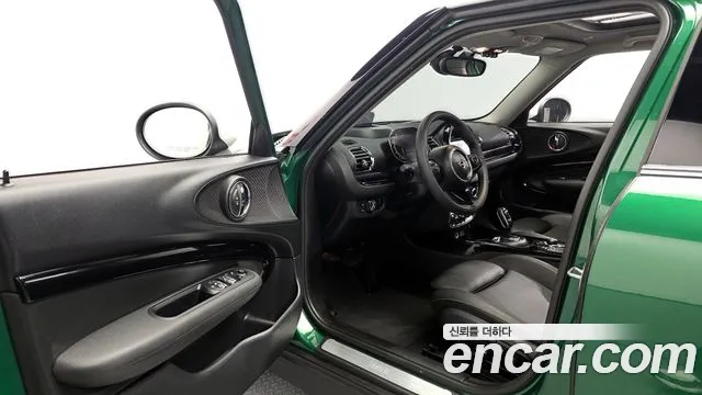 Mini Clubman 2021 — фото 10