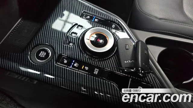 Kia Niro 2024 — фото 9