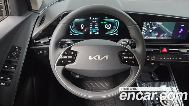 Kia Niro 2024 — фото 13