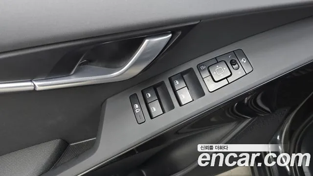 Kia Niro 2024 — фото 17