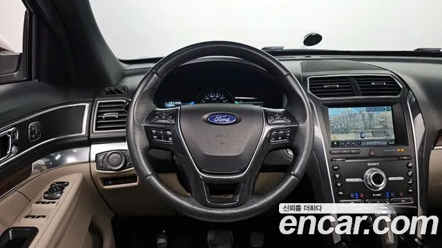 Ford Explorer 2019 — фото 13