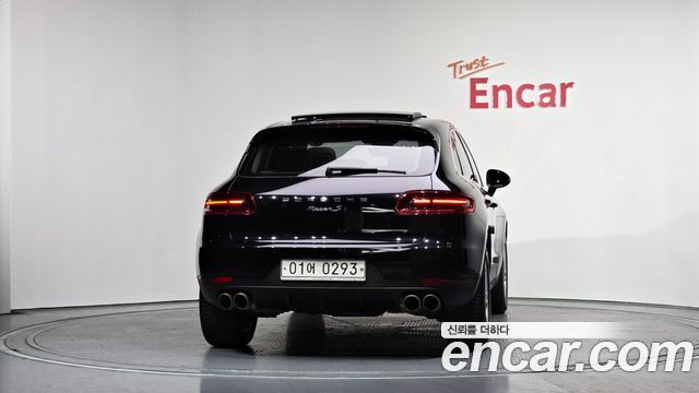 Porsche Macan 2017 — фото 4