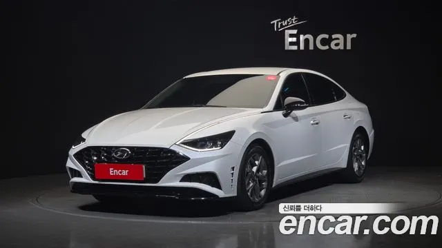 Hyundai Sonata 2021 — фото 1