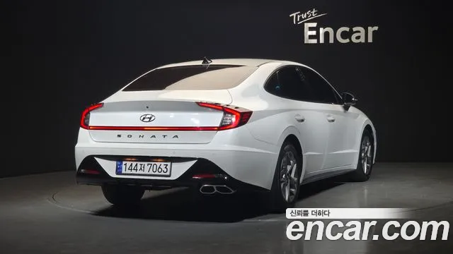 Hyundai Sonata 2021 — фото 2