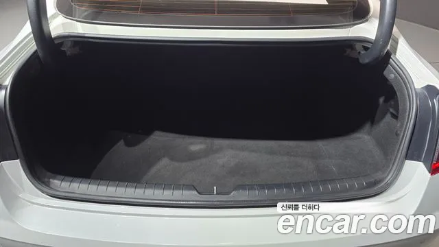 Hyundai Sonata 2021 — фото 20