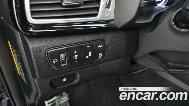 Kia Niro 2017 — фото 17