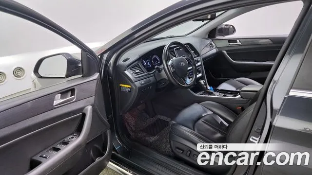 Hyundai Sonata 2019 — фото 10