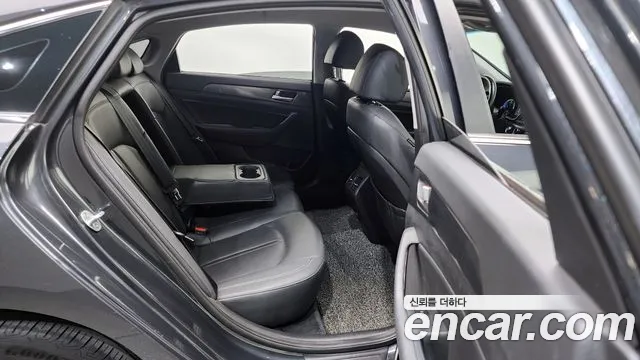 Hyundai Sonata 2019 — фото 13