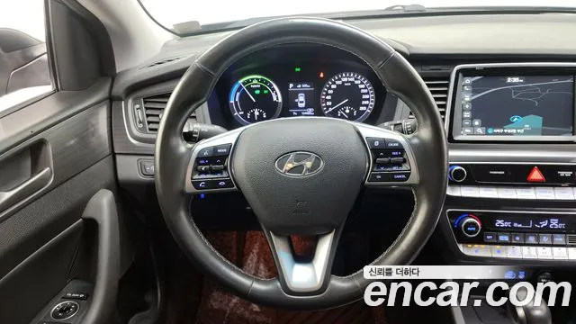 Hyundai Sonata 2019 — фото 16