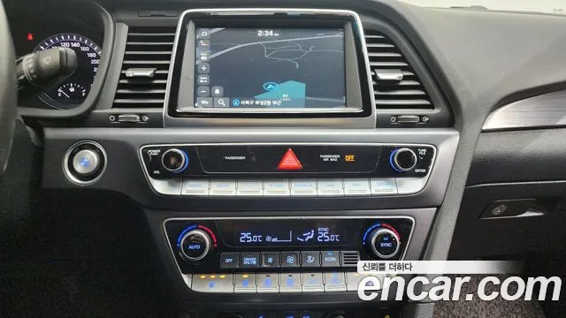Hyundai Sonata 2019 — фото 18