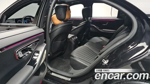 Mercedes-Benz S-Class 2023 — фото 12