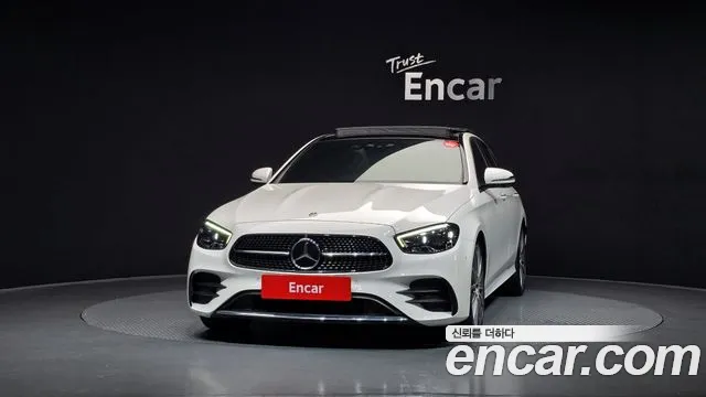 Mercedes-Benz E-Class 2022 — фото 3