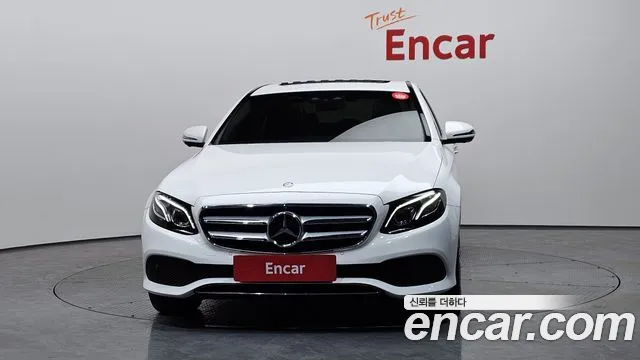 Mercedes-Benz E-Class 2017 — фото 3