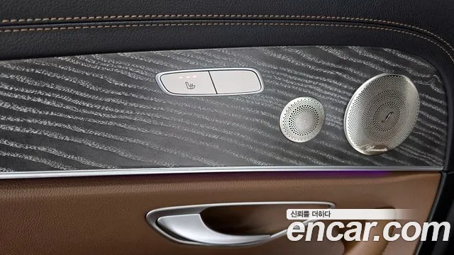 Mercedes-Benz E-Class 2022 — фото 16