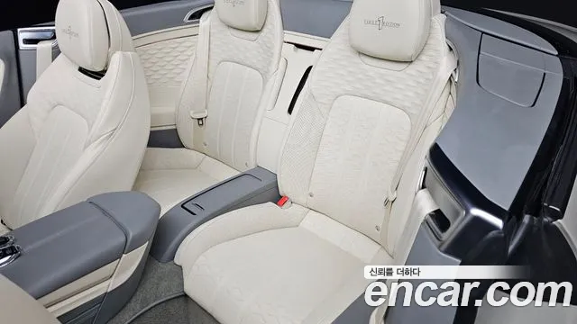 Bentley Continental 2025 — фото 13