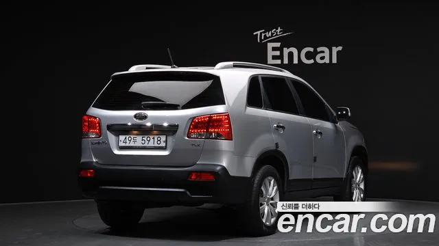 Kia Sorento 2012 — фото 2