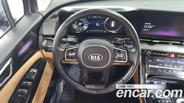 Kia Canival 2021 — фото 13