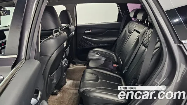 Hyundai Santafe 2021 — фото 12