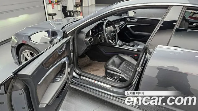 Audi A7 2020 — фото 10