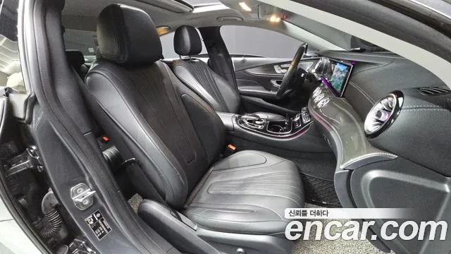 Mercedes-Benz CLS-Class 2019 — фото 11