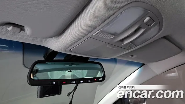 Hyundai AVANTE 2019 — фото 17