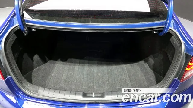 Hyundai AVANTE 2019 — фото 20