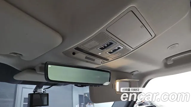 Land Rover Defender 2020 — фото 18