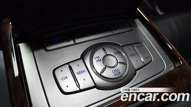Hyundai Genesis 2010 — фото 18