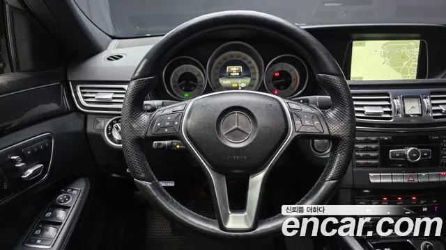 Mercedes-Benz E-Class 2014 — фото 13