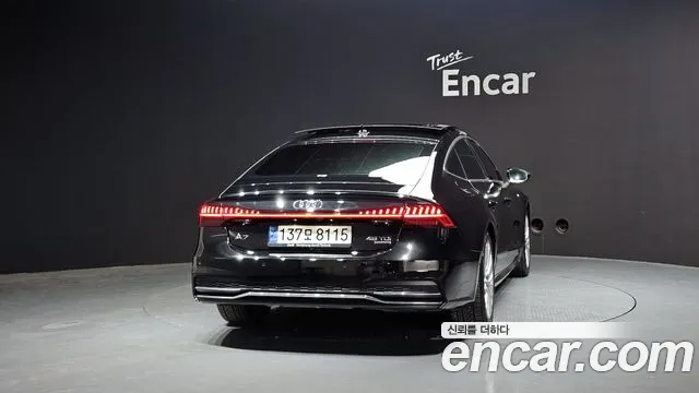 Audi A7 2021 — фото 4